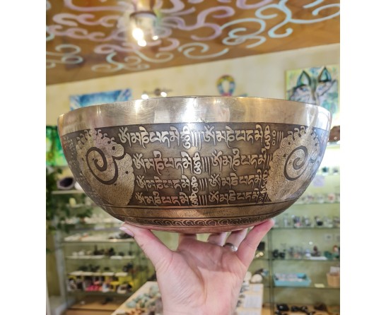 Bols chantants et Statues